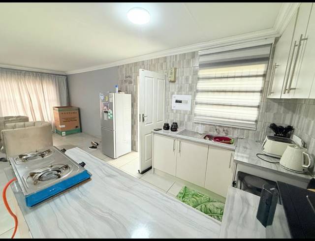 3 BEDROOM HOUSE FOR SALE IN VANDERBIJLPARK CW 6